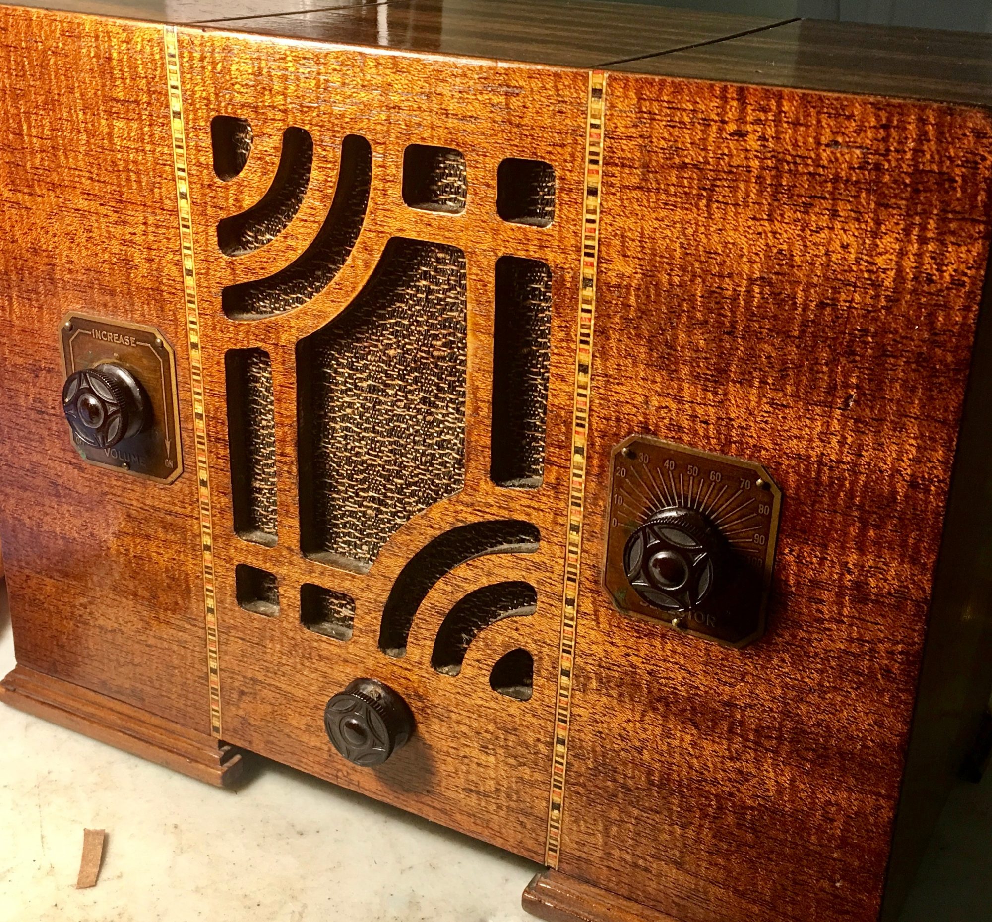 Dave's Antique Radio & TV Restorations